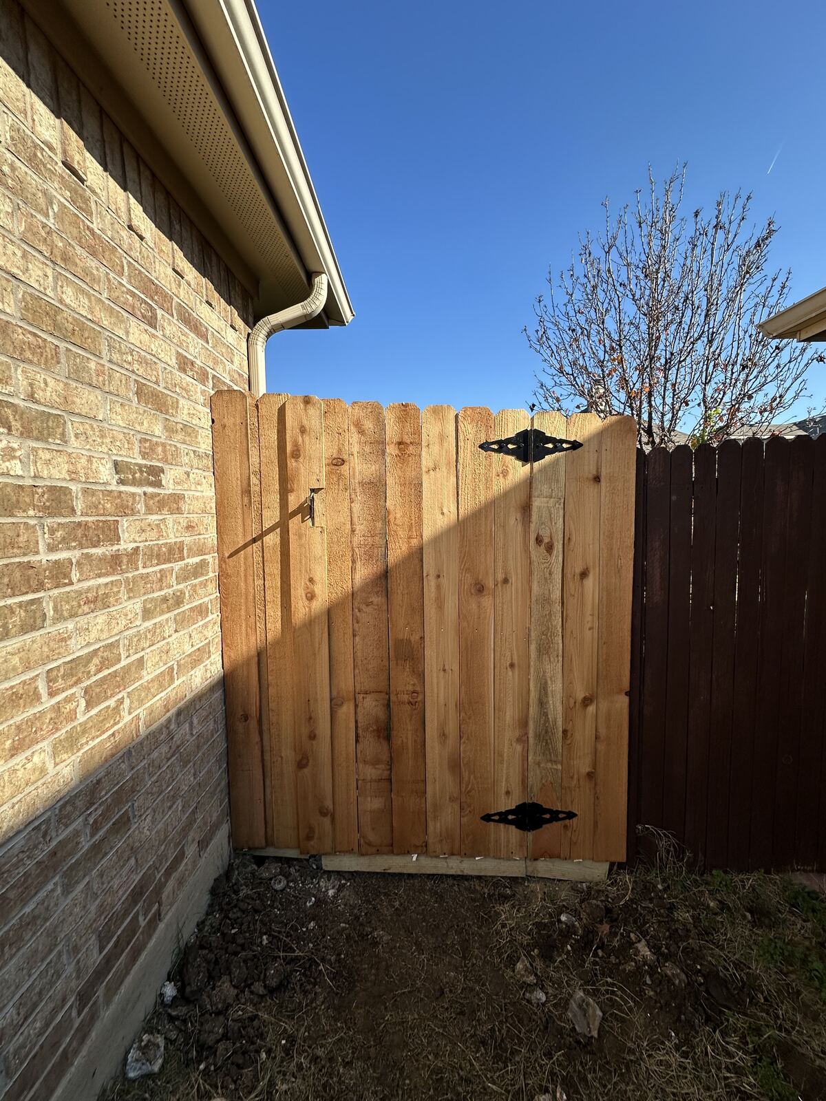 Custom gate built and installed by Smith Fencing in Fort Worth, TX