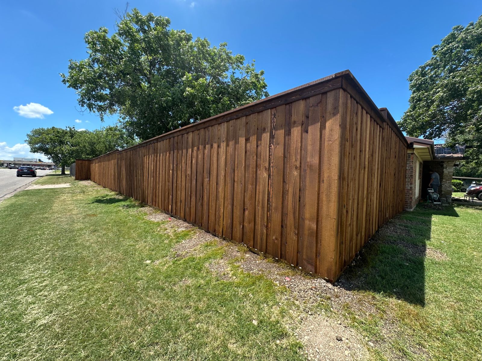 PVC fence panels installed for a low-maintenance DFW backyard